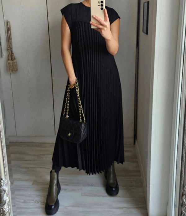 WENDY | Pleated Midi Dress