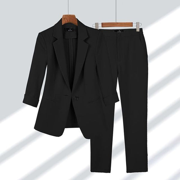 Eloida | Women's Set of Blazer and Trousers