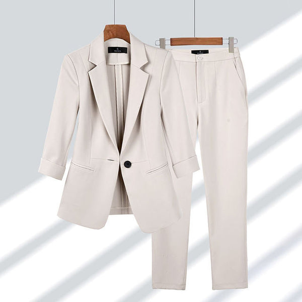 Eloida | Women's Set of Blazer and Trousers