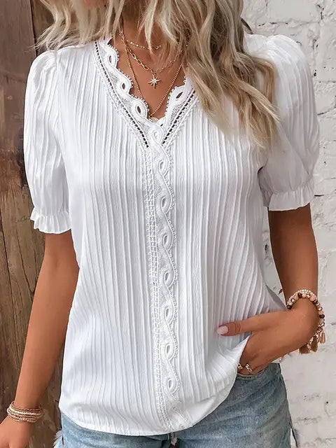 JANINE | Versatile V-neck Shirt