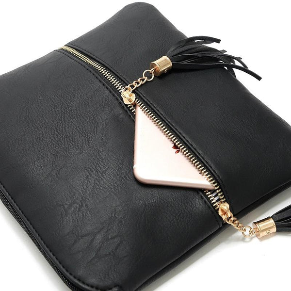 Dannah | Chic Tassel Crossbody Bag