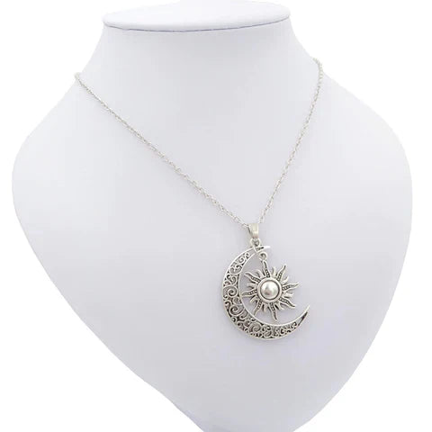 Lester - Vintage Sun and Moon Necklace – Unique & Celestial