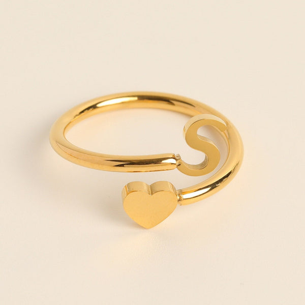 Evie – Initial Heart Ring – Personalized Jewelry for Every Occasion