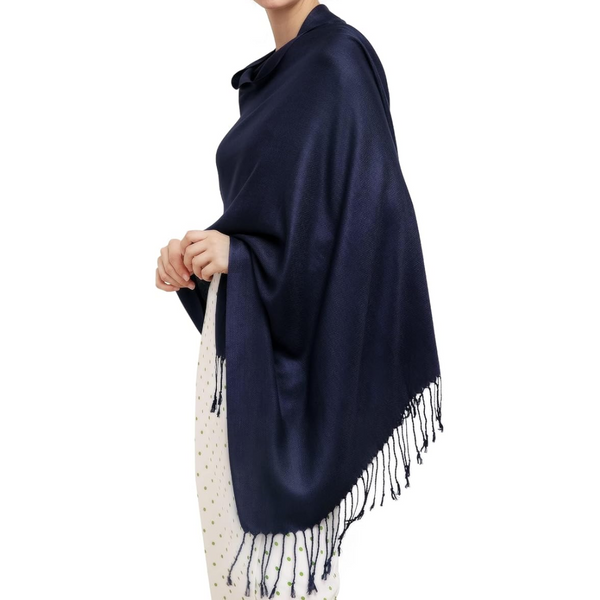 Kendra - Trendy Scarf for Women - Perfect for Any Season