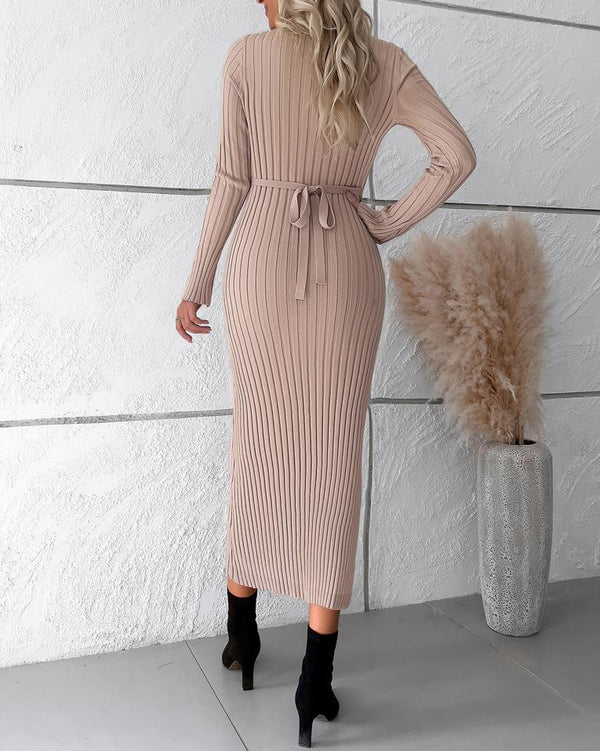 PRIMROSE | V-Neck Slim Fit Knit Dress