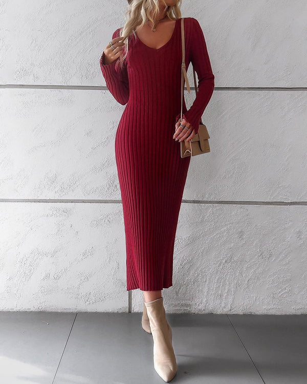 PRIMROSE | V-Neck Slim Fit Knit Dress