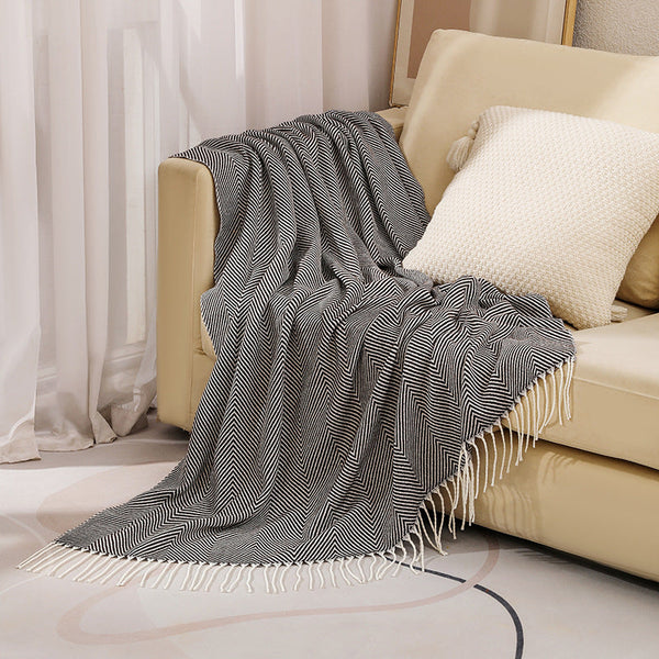 HerringboneEase – Large Sofa Bed Throw Blanket – For a Cozy & Elegant Touch