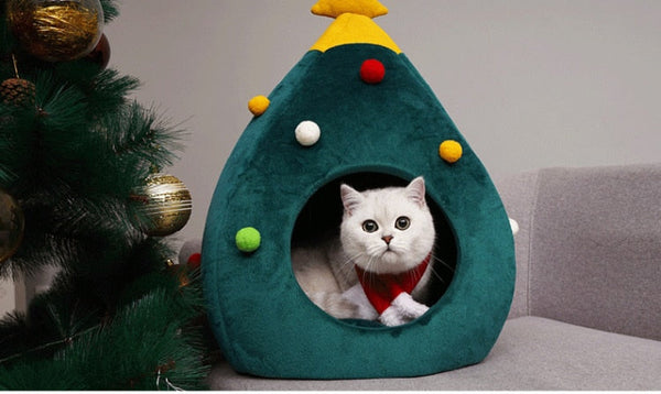 Cozy Christmas Tree Bed for Cats