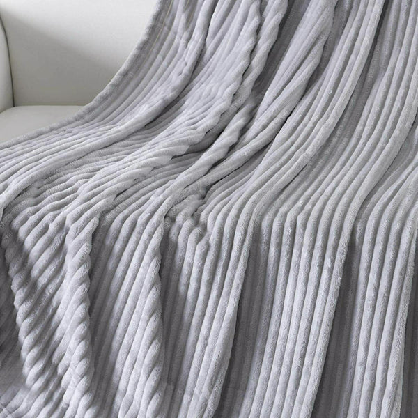 Ribbed Comfort Throw Blanket - Cozy Warmth & Stylish Design for Year-Round Comfort