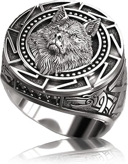 Guardian Wolf Ring – Stylish & Symbolic – Protects & Empowers the Wearer